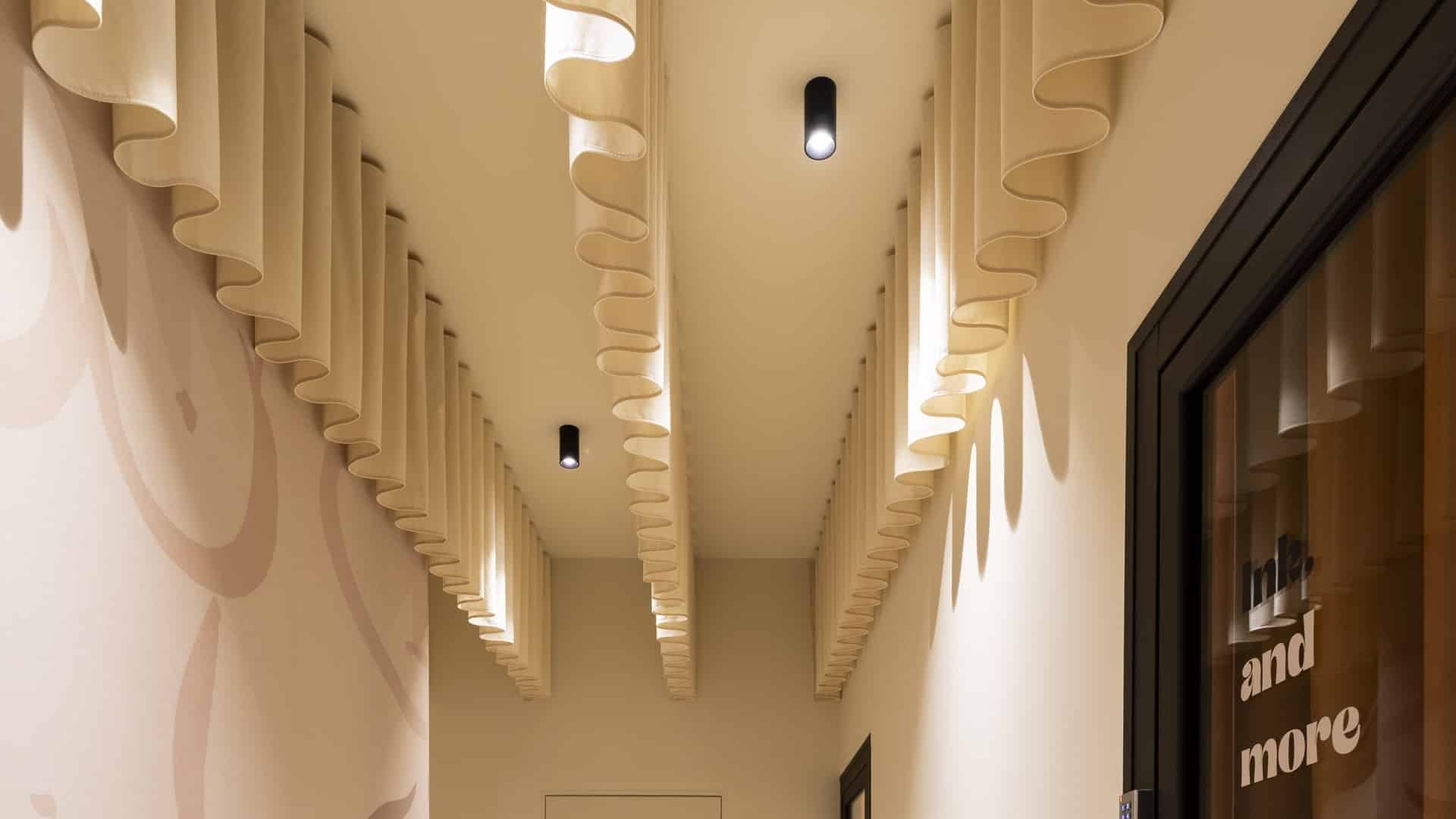 Detalle de downlights en Suave Studio Valencia